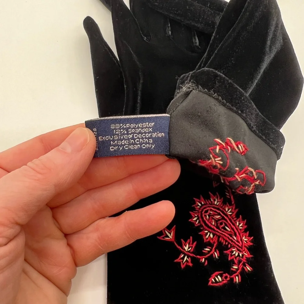 Ann Taylor Velvety Gloves Stretchy OSFA, lightweight